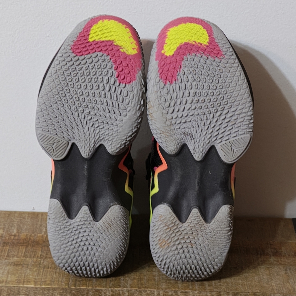 Jordan Why Not.5 'Raging Grace' Kid's Size 7Y - Picture 11 of 11